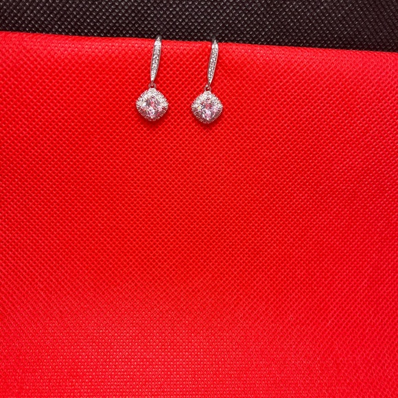 cz Huitan Versatile Classic Design Round Dangle Earrings - Picture 4 of 4